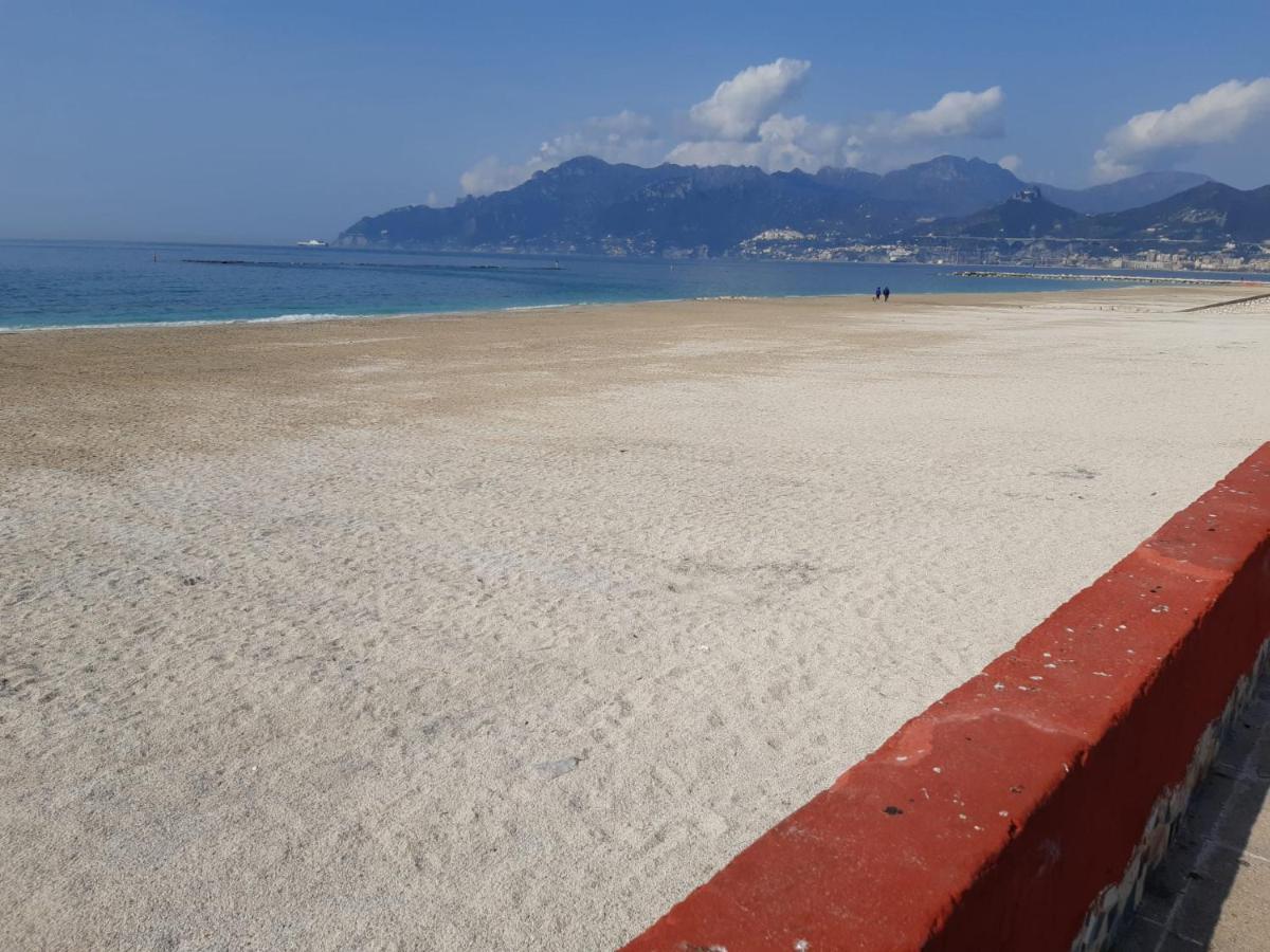Appartamento Mercatello Salerno Eksteriør bilde